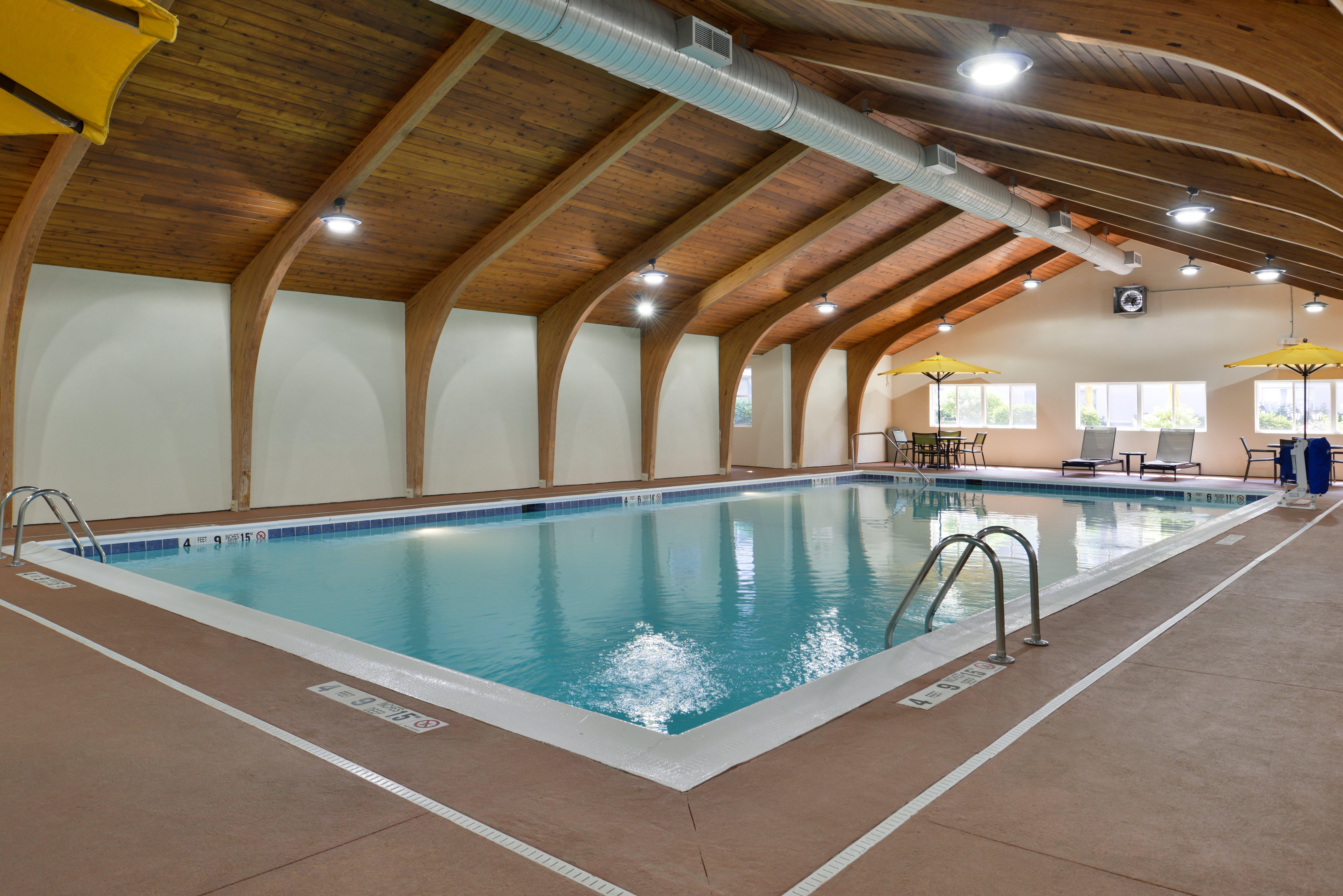 Holiday Inn Hotel & Suites Rochester - Marketplace By Ihg Exterior photo