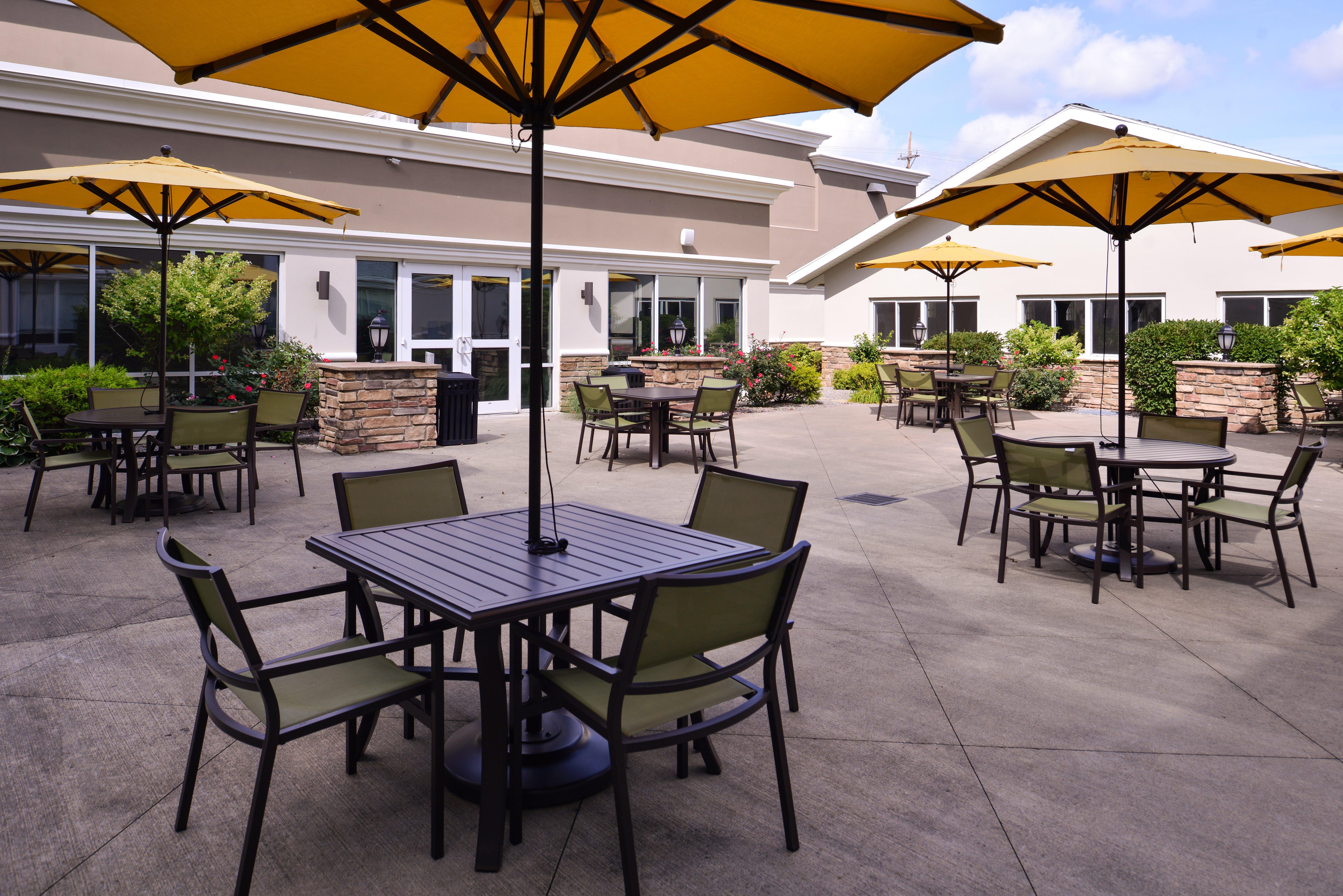 Holiday Inn Hotel & Suites Rochester - Marketplace By Ihg Exterior photo