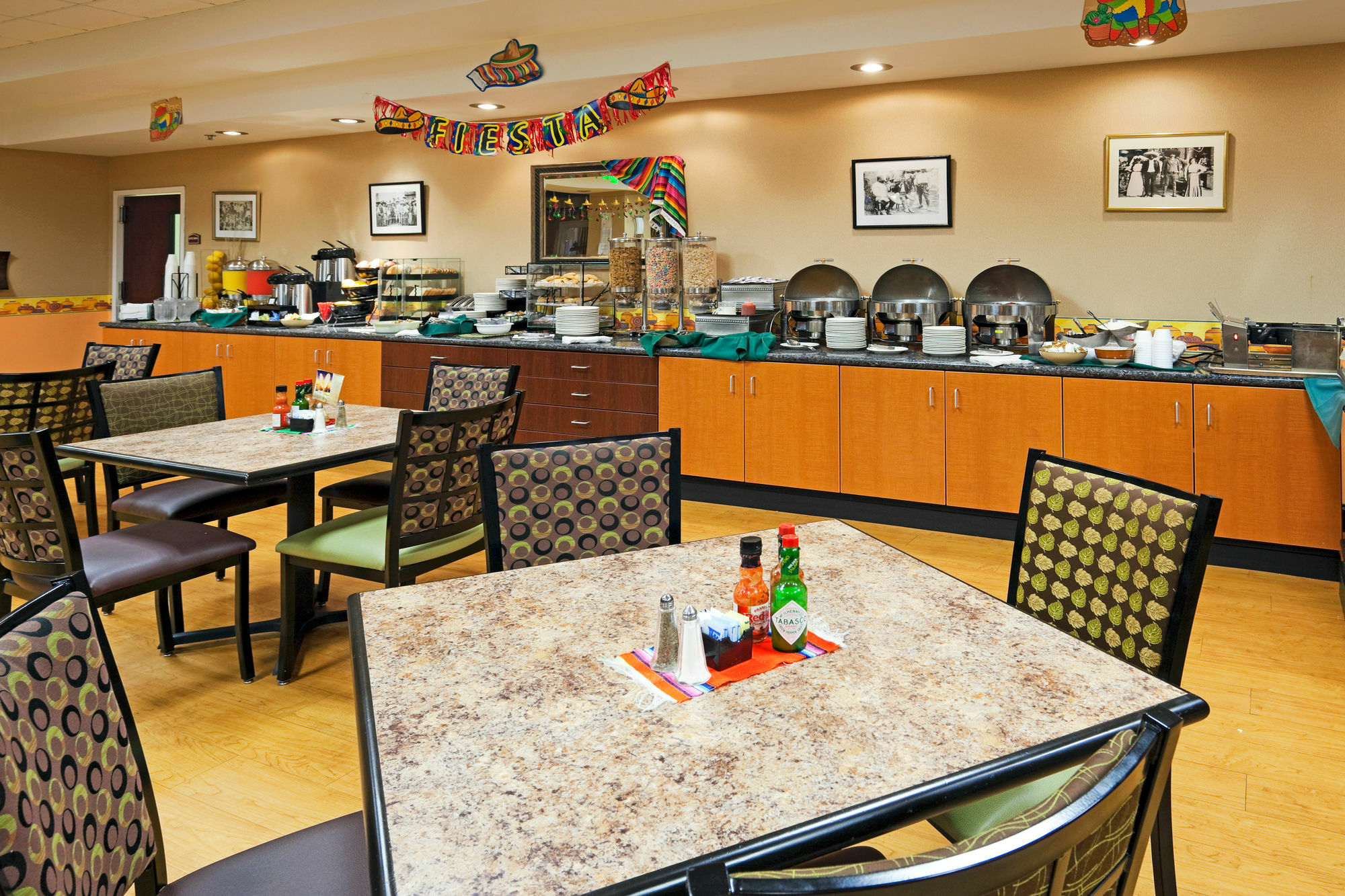 Holiday Inn Hotel & Suites Rochester - Marketplace By Ihg Exterior photo